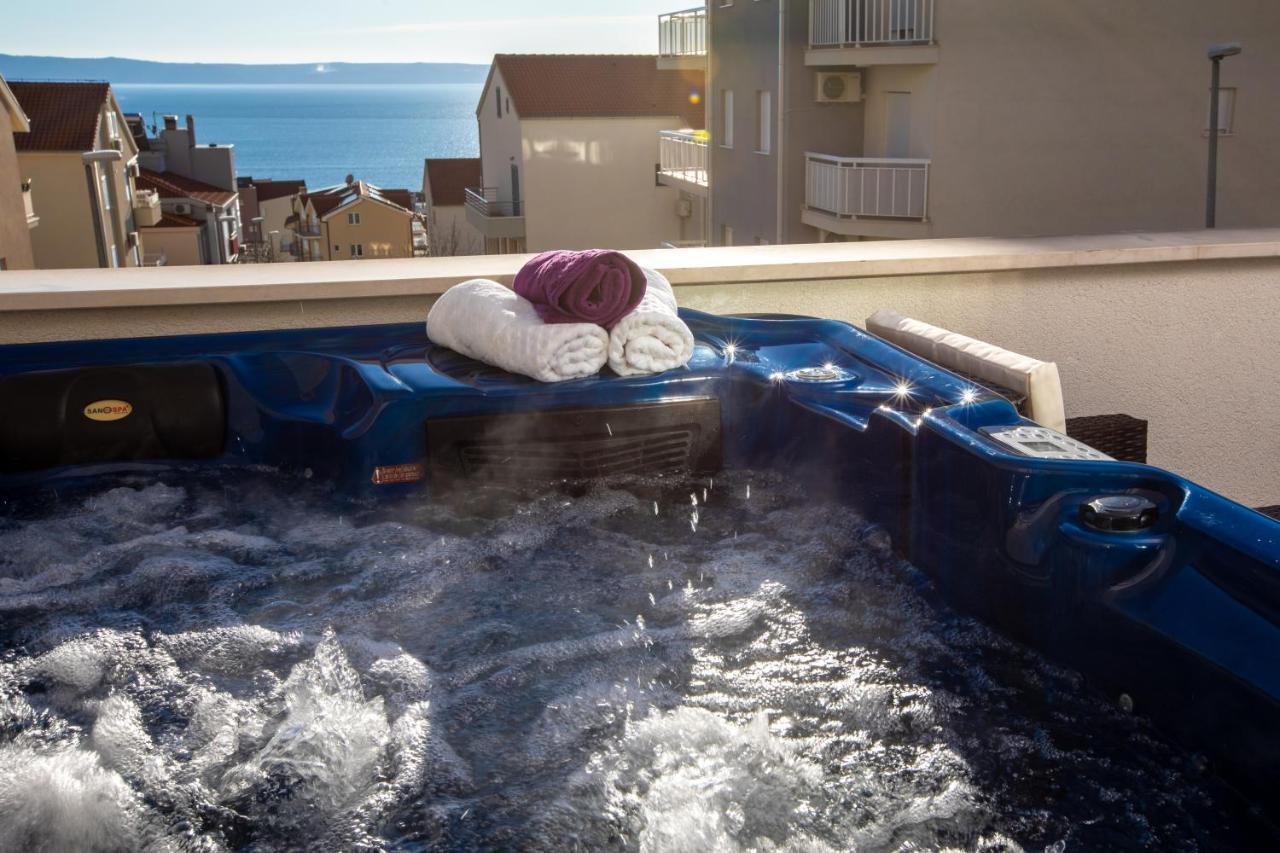 Luxury Apartman Sky With Sea View And Whirlpool มาคาร์สกา ภายนอก รูปภาพ